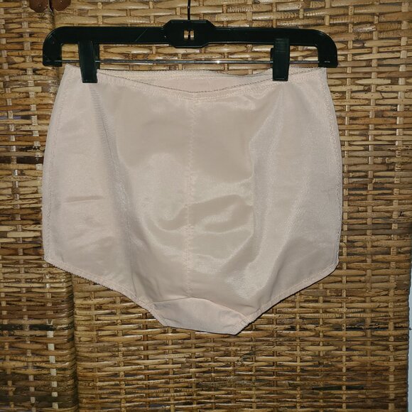 VTG Girdle Brief Sz XL Dark beige Nylon Style 39 Made in Korea - Picture 3 of 4